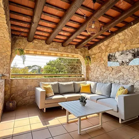Villa Paraiso - Mit Riesigem Traumpool Vidreres
